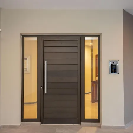 Apartment Hallmark By Trulycyprus Limassol