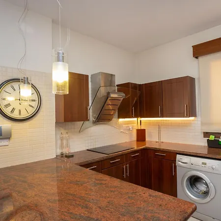 Hallmark By Trulycyprus Apartment *
