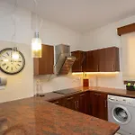 Hallmark By Trulycyprus Apartamento *